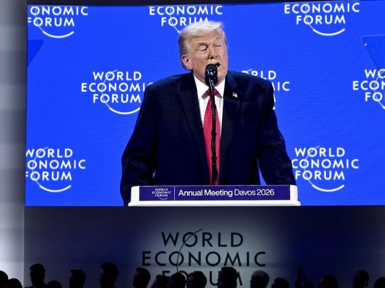 EE. UU. flexibiliza sanciones petroleras para garantizar el suministro mundial de crudo