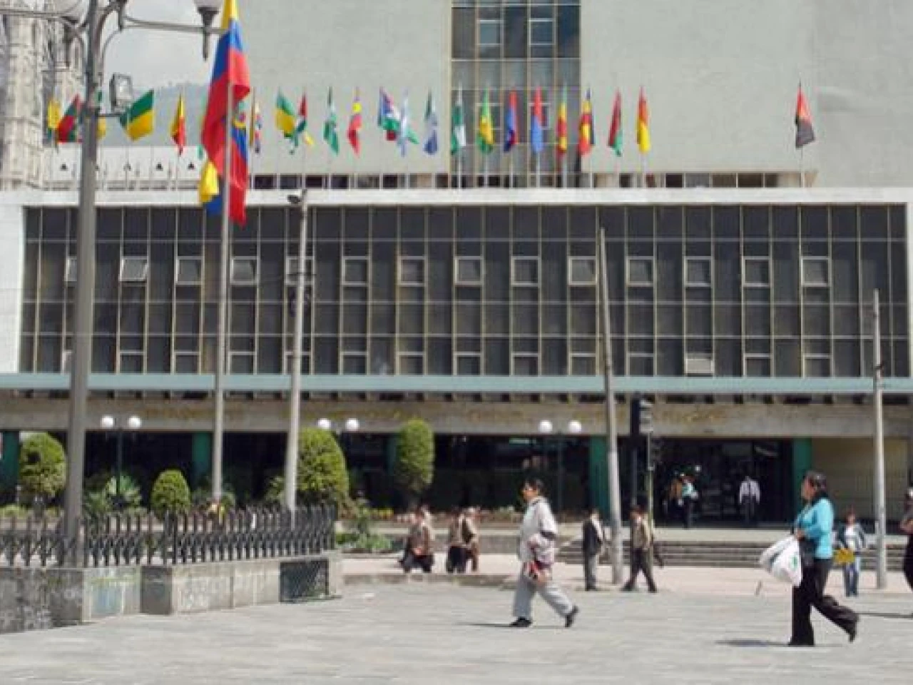 Banco Central de Ecuador buscará autonomía y capitalización con nueva ley
