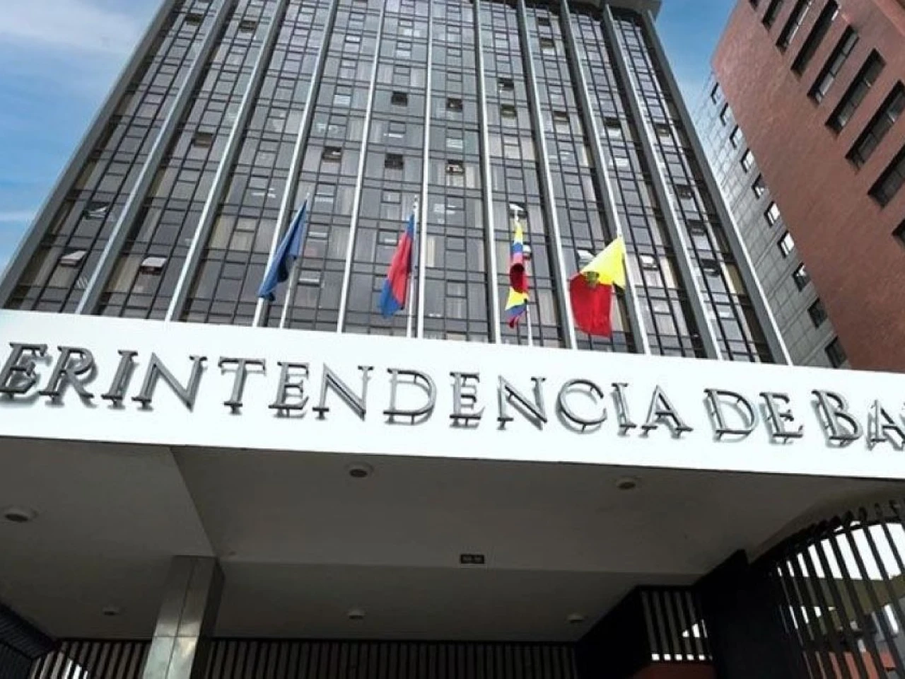 Ecuador no ha tenido Superintendente de Bancos titular por 3 años 