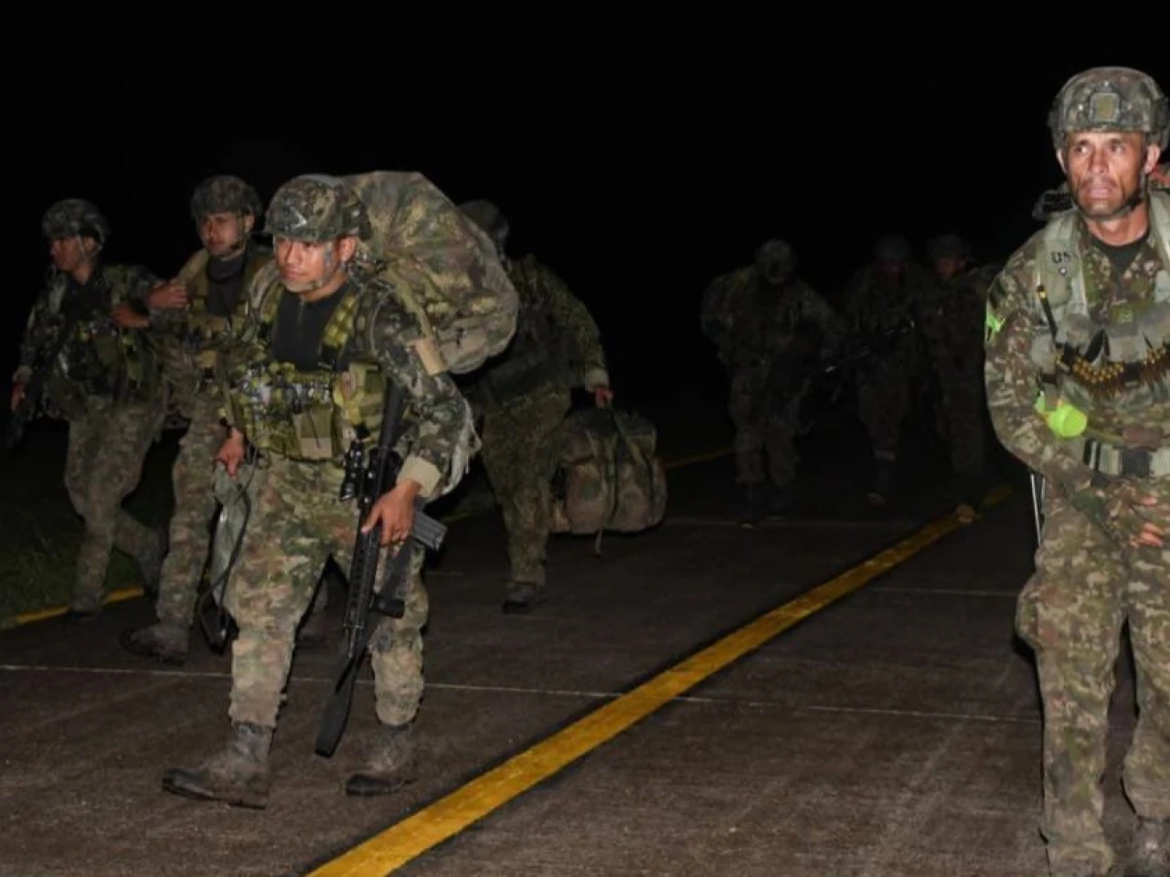 Colombia: 33 militares, que habían sido secuestrados, quedaron en libertad