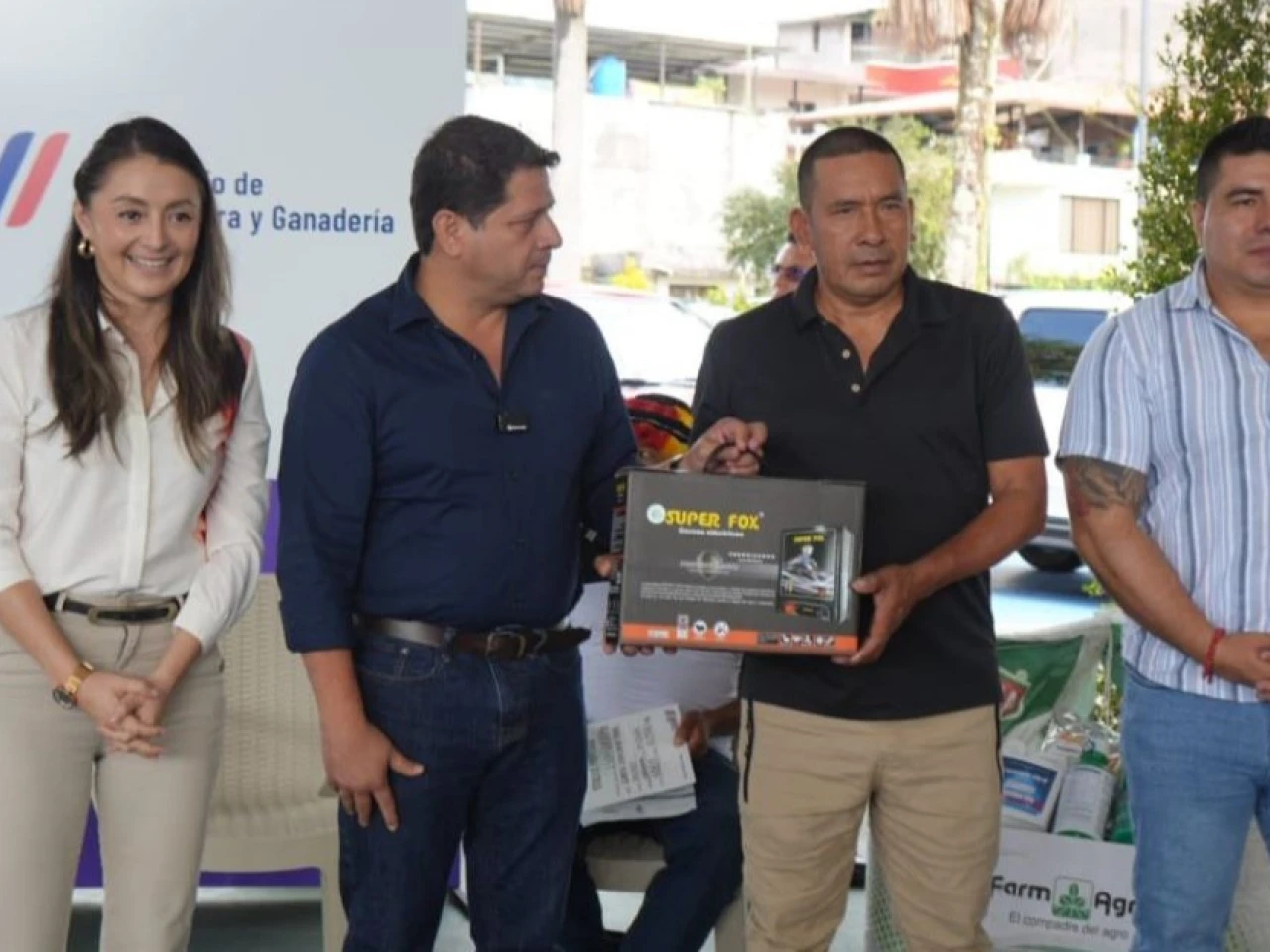 Productores de Pastaza recibieron insumos y equipos 