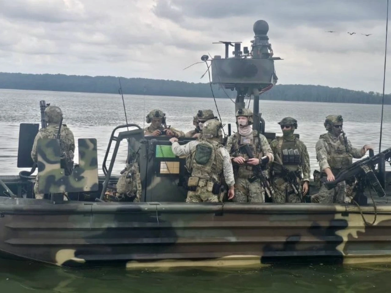 Fuerzas Armadas de Ecuador y EE.UU. ejecutan maniobras militares en San Lorenzo