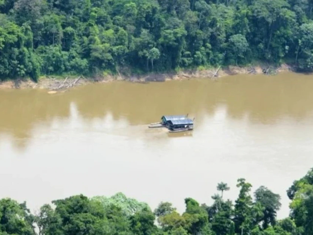 Perú: La minería ilegal sigue provocando deforestación en la Amazonía