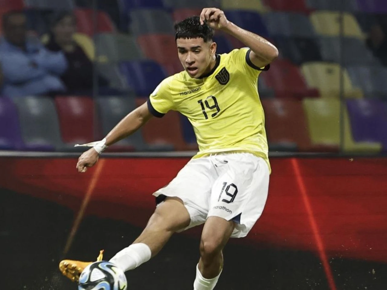 Kendry Páez lesionado: preocupa su ausencia en amistosos de Ecuador