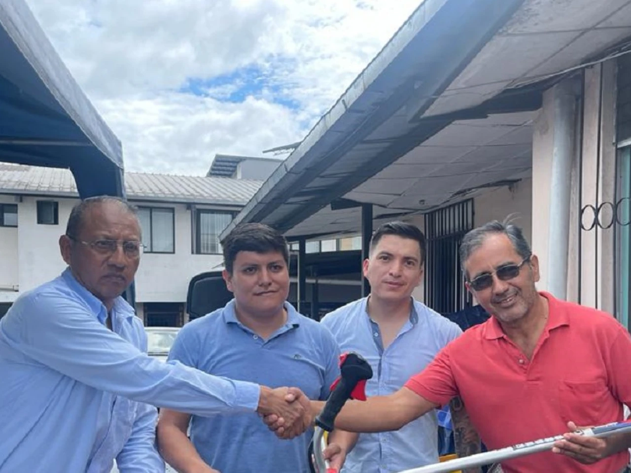 40 ganaderos de Pastaza recibieron paquetes tecnológicos pecuarios