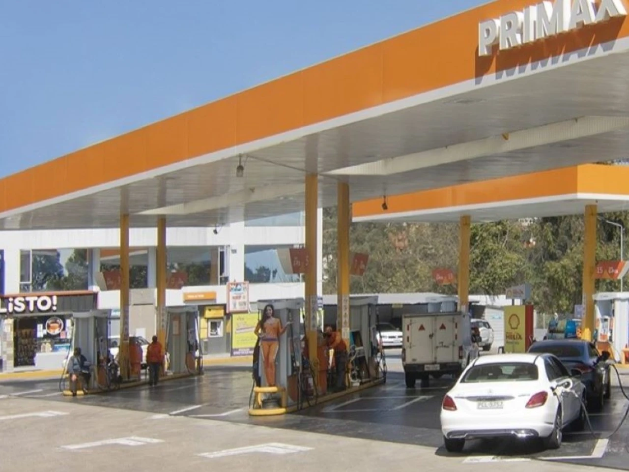 El precio de las gasolinas Extra y Ecopaís subió 5 centavos 