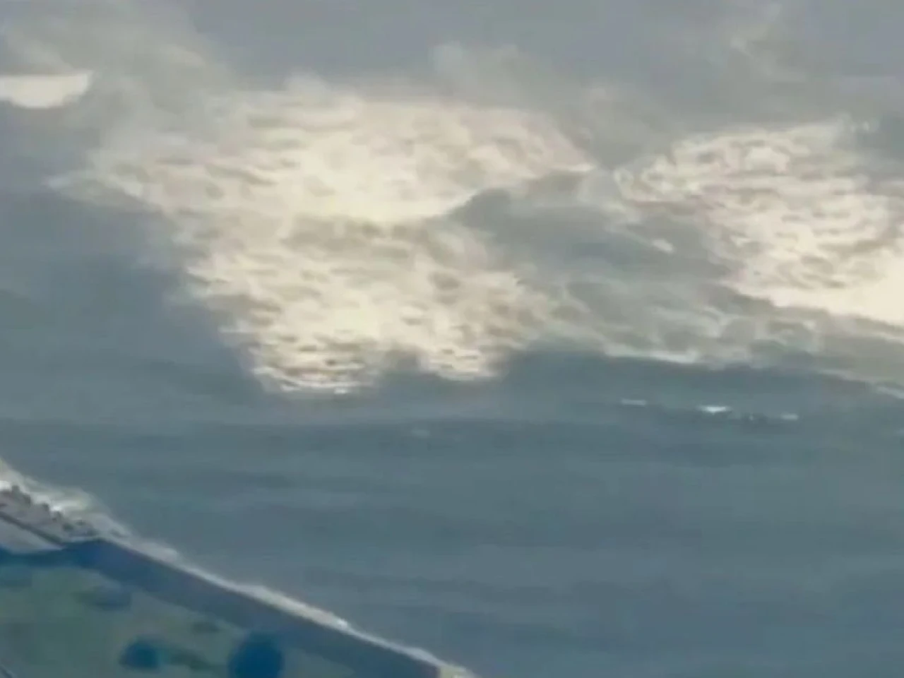 Fuerte terremoto en Japón activa alerta de tsunami y provoca evacuaciones masivas