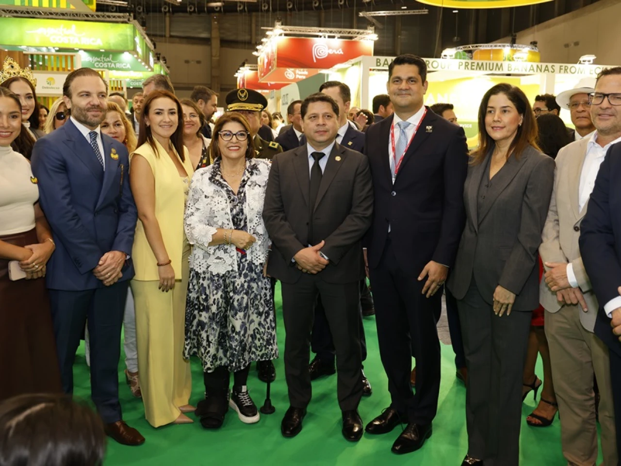  Ecuador insistió en que Europa se comprometa con banano libre de narcotráfico