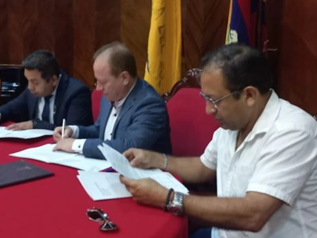 Instituciones se unen para mejorar la calidad del agua del río Zamora