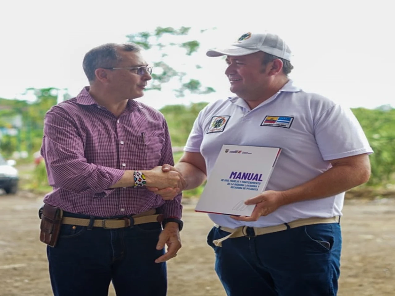 189 productores de pitahaya, de Palora, recibieron maquinarias 