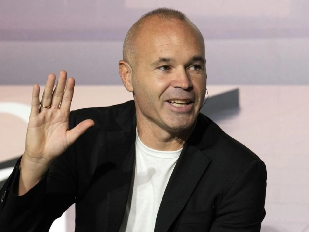 Perú: La Fiscalía exculpa a Andrés Iniesta tras ser denunciado por fraude 