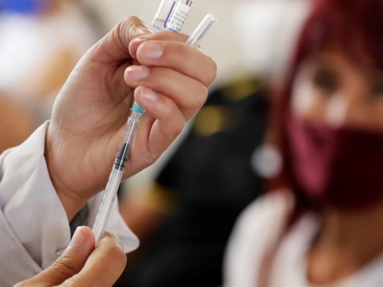 El ministerio de Salud aplica refuerzos de vacunas anticovid a mayores de 12 años