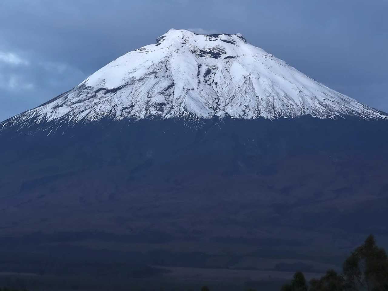 En las cercanías del Cotopaxi se registró caída de ceniza