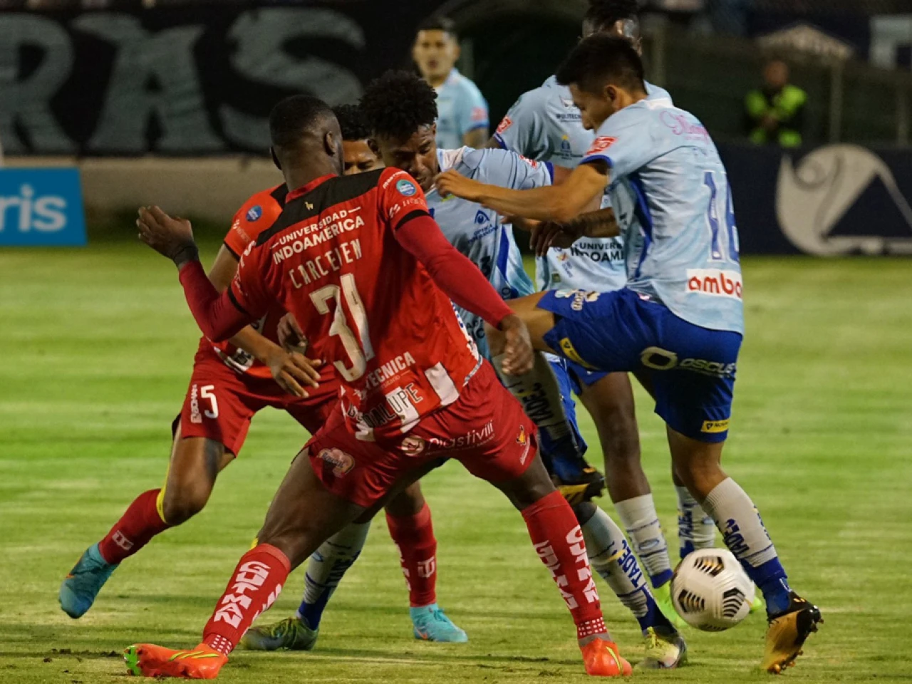 Macará y 9 de Octubre descendieron a la serie B