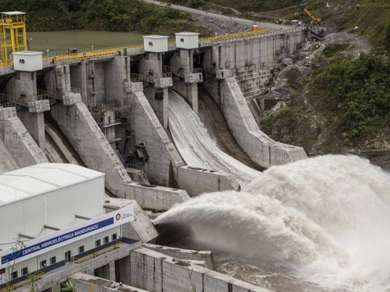 Sedimentos en Coca Codo Sinclair provocan nueva paralización y cortes de luz 