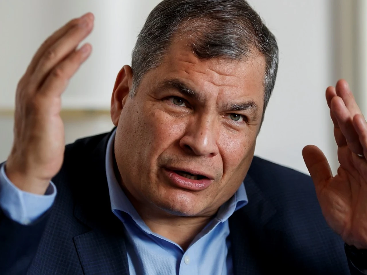 Ecuador espera la respuesta de Bélgica al pedido de extradición de Correa