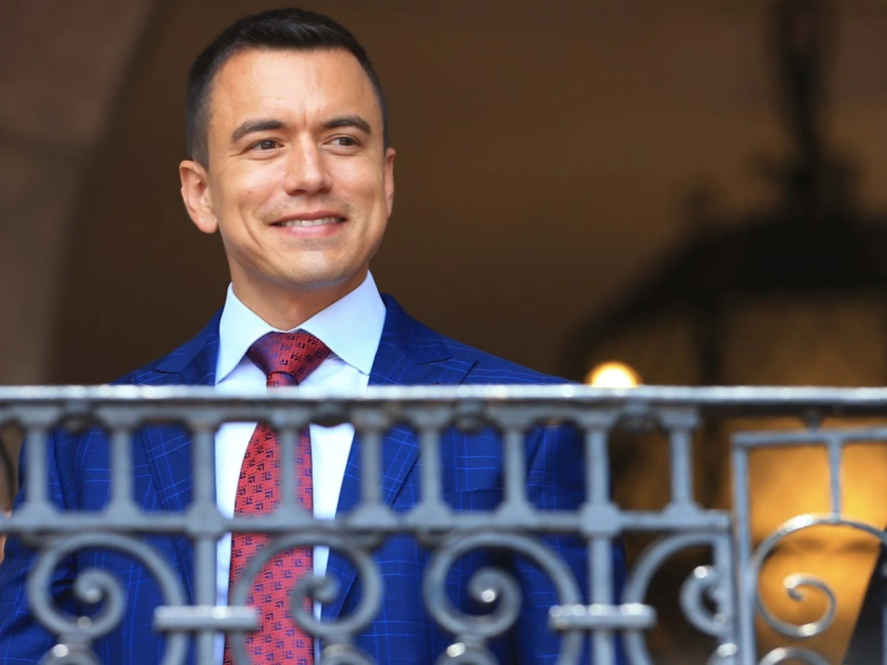Noboa proclama victoria en el referéndum 