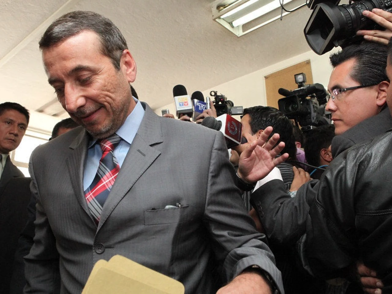 Vinicio Alvarado aparece en cruce de facturas de contratistas con PAIS
