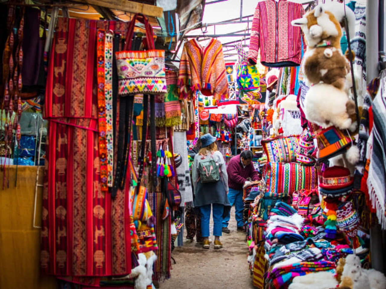 Turismo gastronómico en Perú: viajeros descubren el país a través de mercados y huariques 