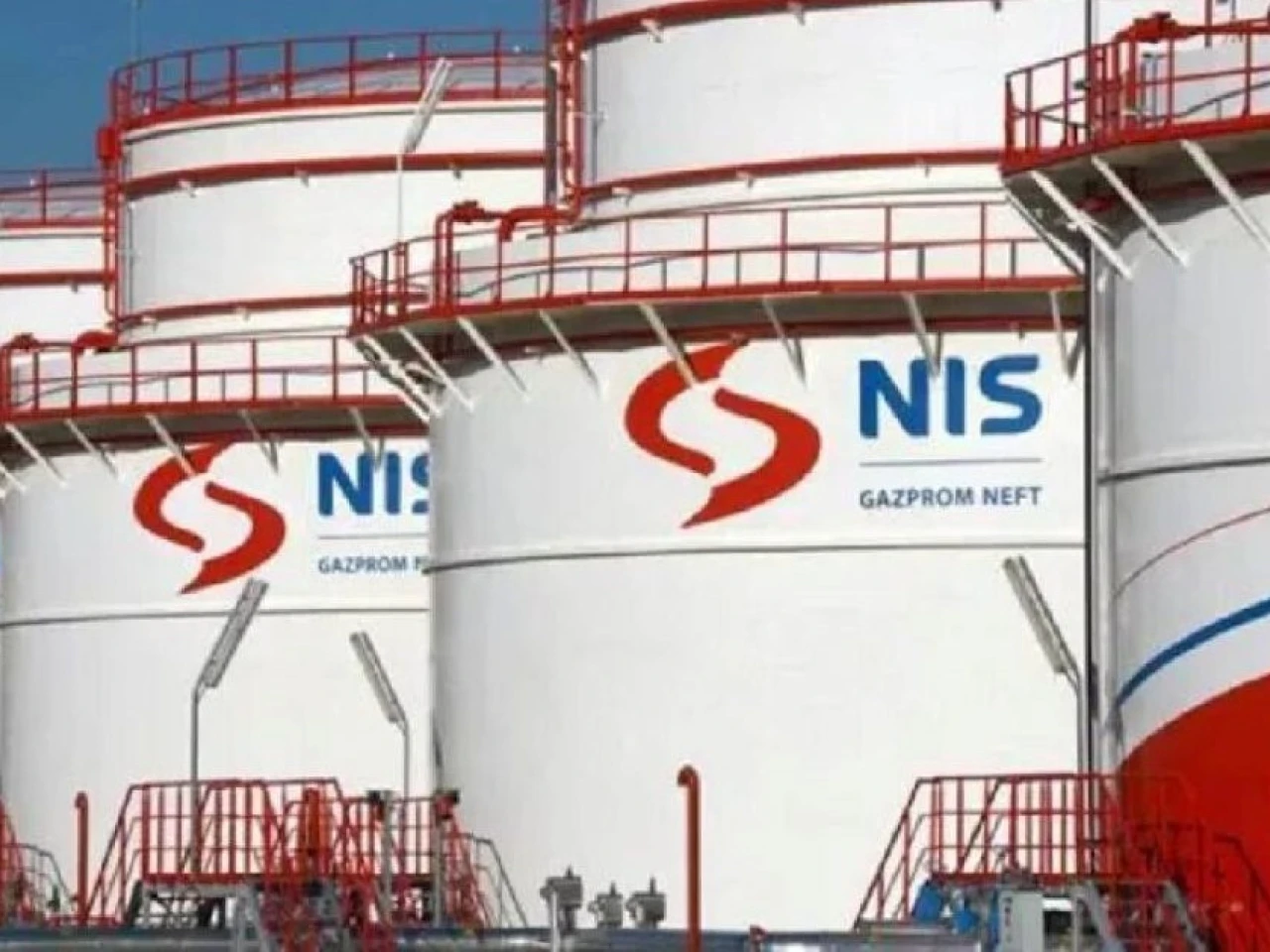 EE.UU. impondrá sanciones a la petrolera serbia NIS, de propiedad rusa