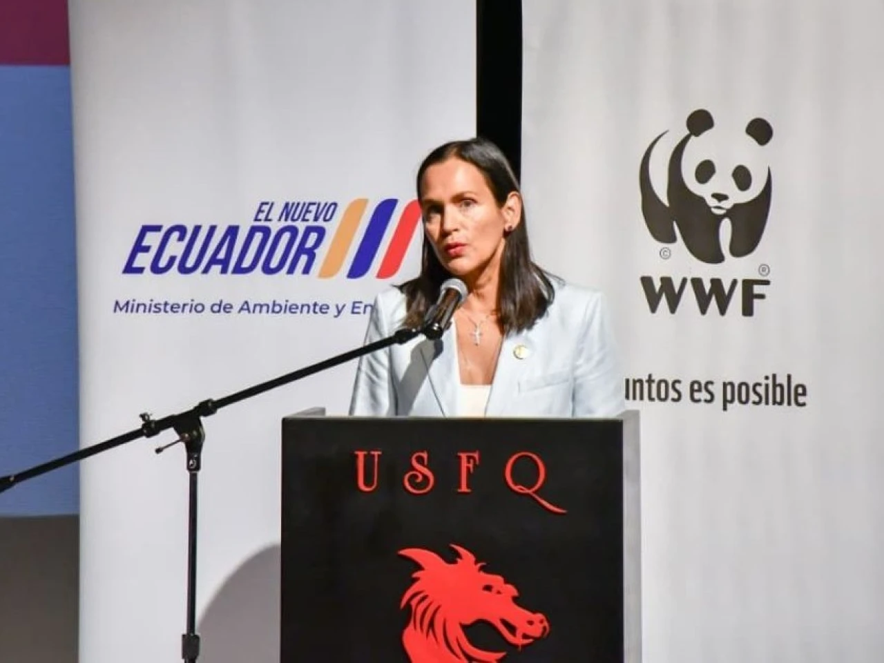 Gobierno presenta plan para reducir residuos plásticos en Ecuador hasta 2040