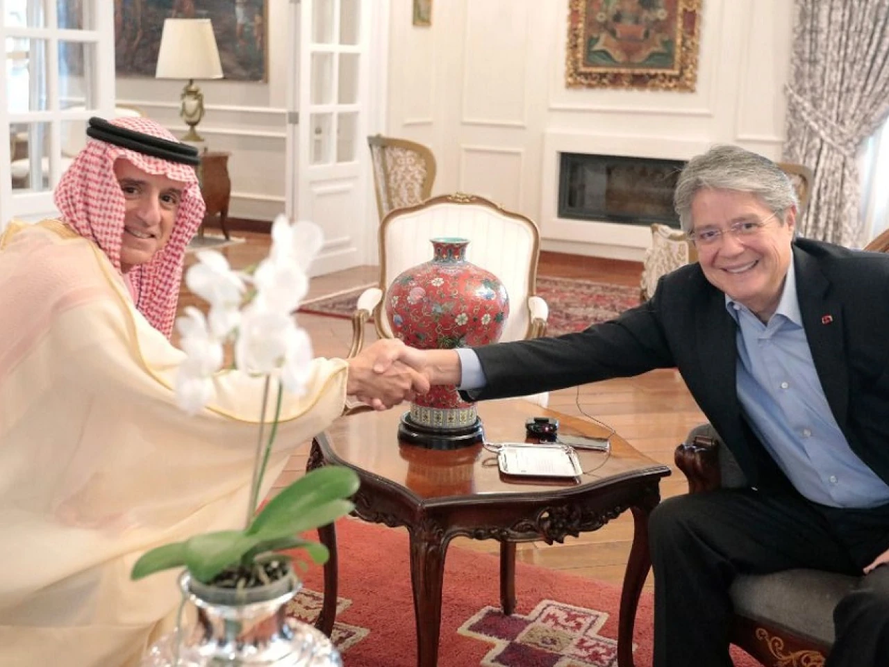 Ecuador y Arabia Saudita fortalecen relaciones y cooperación