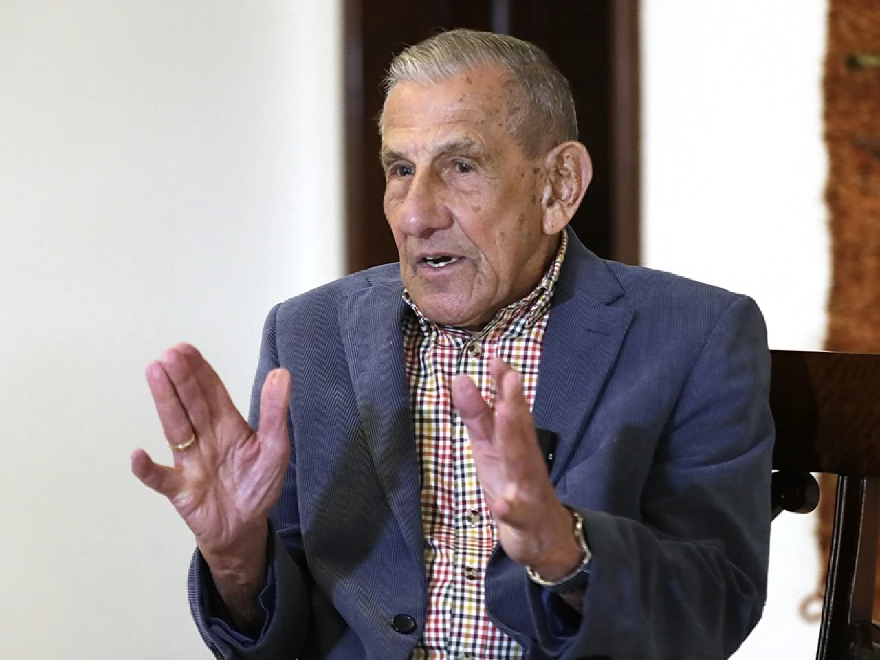  Julio Londoño: Colombia ha descuidado sus fronteras