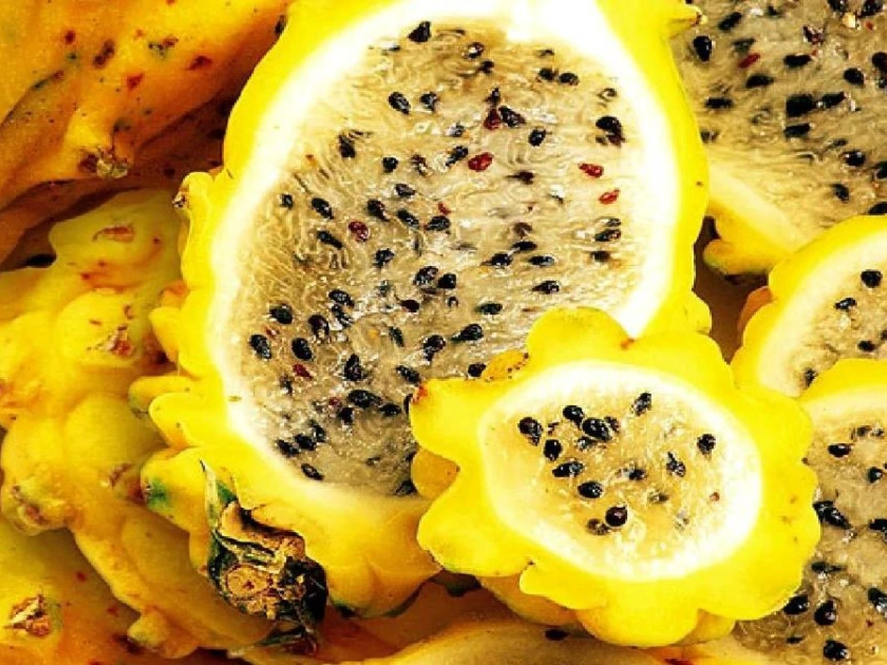 Ecuador impulsa la exportación de frutas exóticas a España