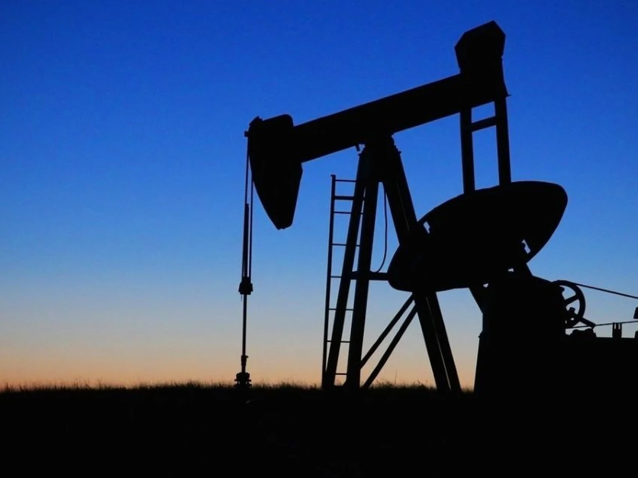 Egipto planea perforar 480 pozos exploratorios con inversión de $ 5.700 millones