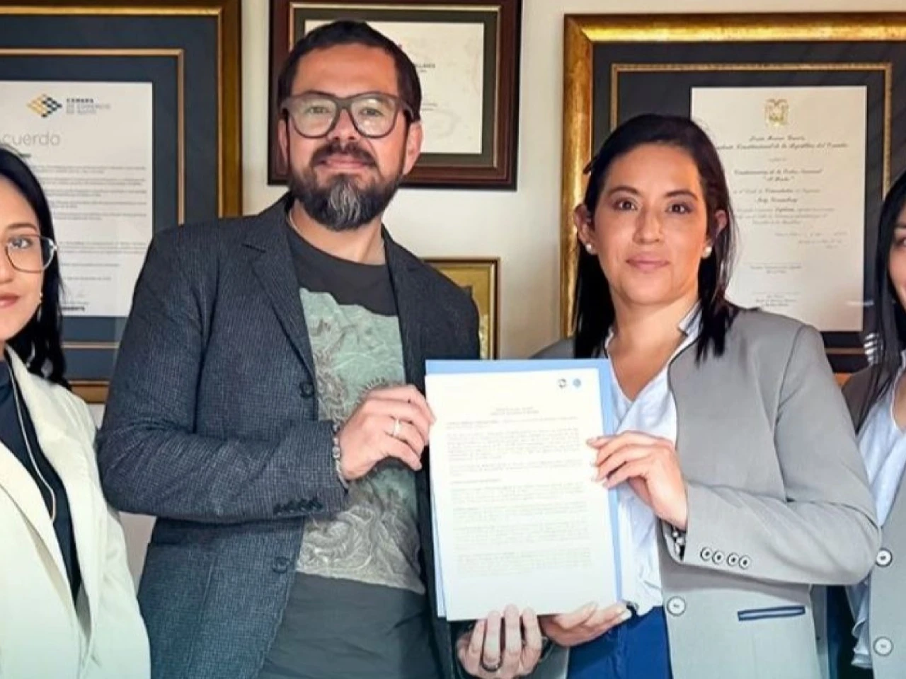 Interoceánica se unió a la iniciativa ‘Galapagos Guardians’