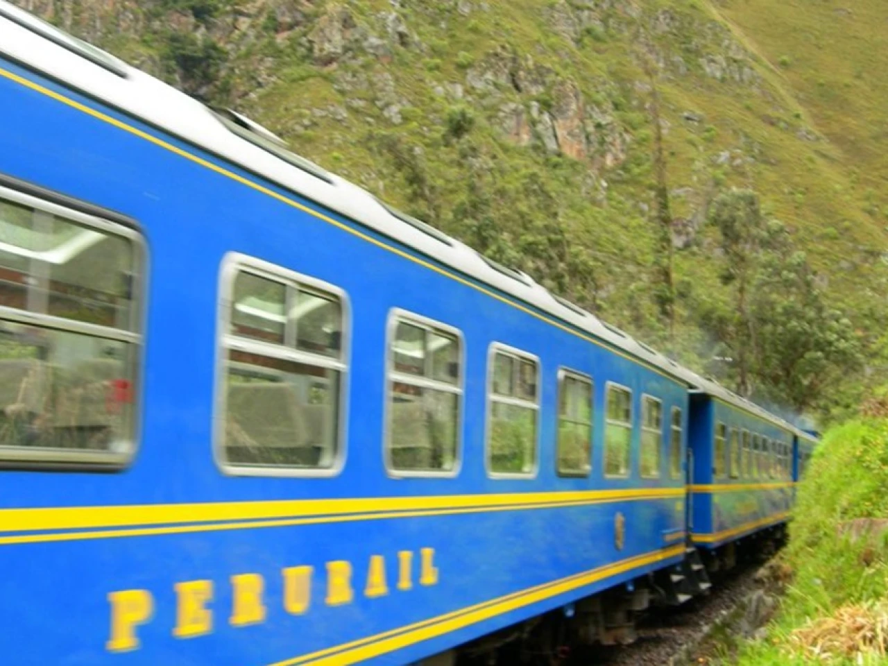Un fallecido y 30 heridos dejó el choque de trenes en vía a Machu Picchu