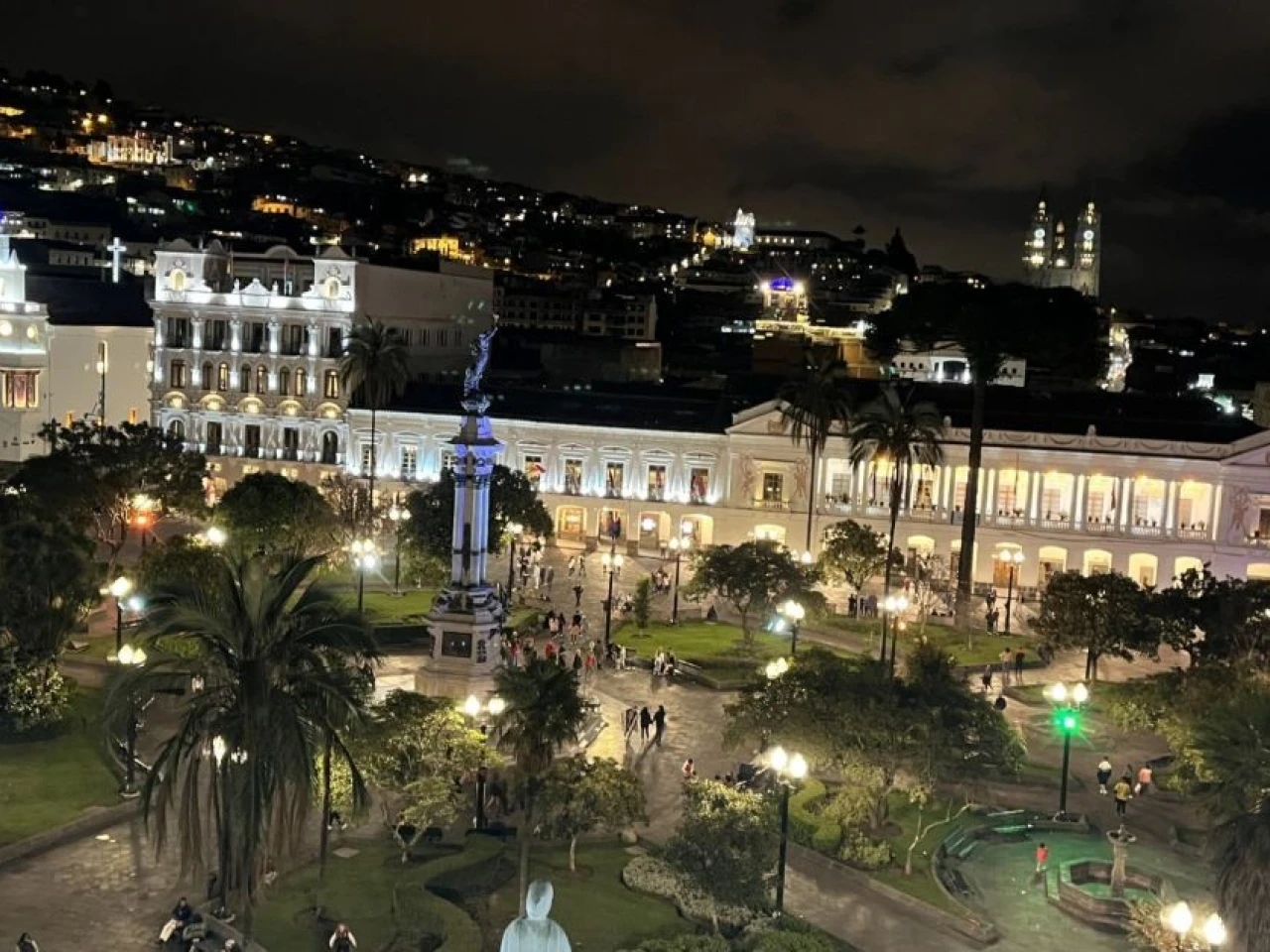 Riesgo país cayó a 595 puntos, su nivel más bajo desde 2019