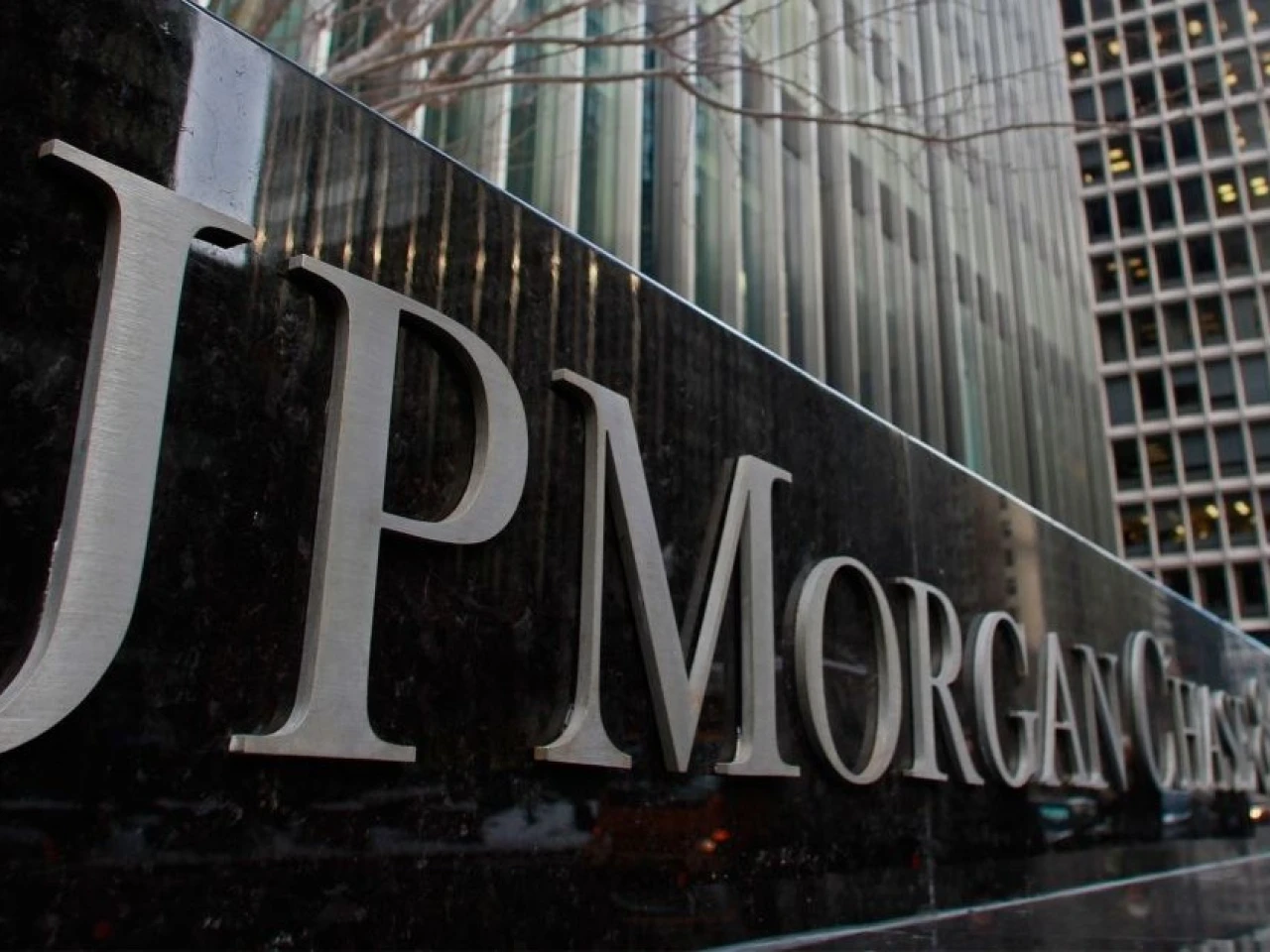J.P. Morgan anticipa oro por encima de $ 4.000 en 2026 