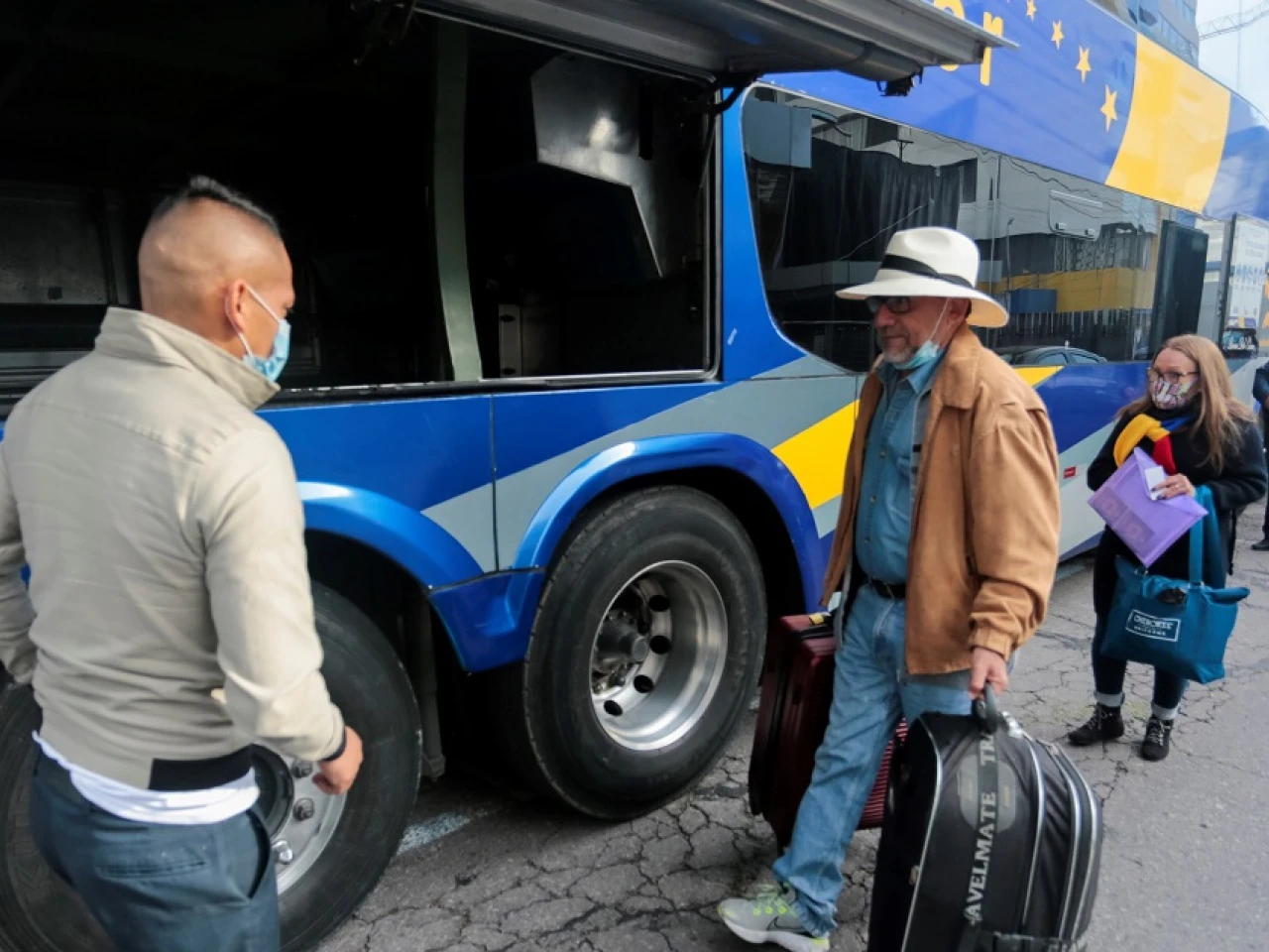Casi 100 venezolanos regresan desde Ecuador en plan "Vuelta a la Patria"