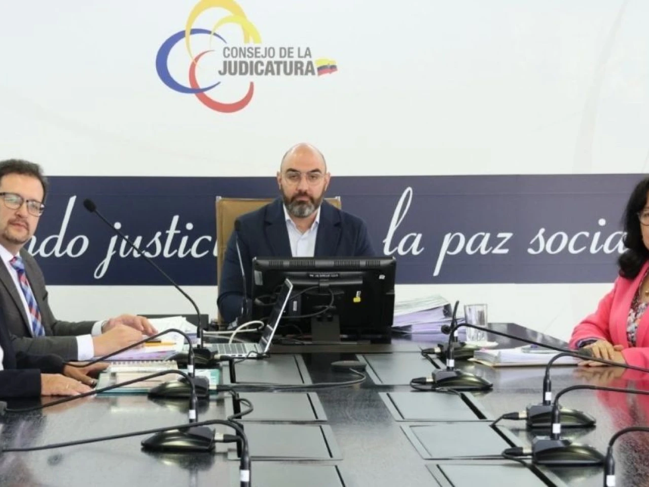 Juez fue destituido por liberar a exsecretario de Inteligencia del correísmo