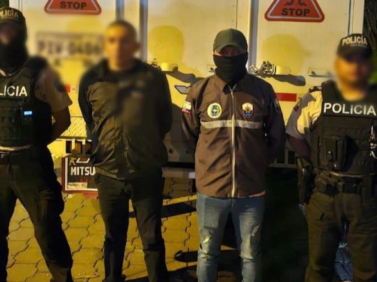 La Policía detuvo un camión con explosivos que iba a Colombia