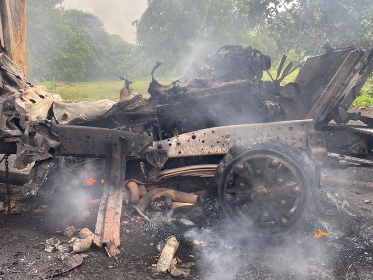 Colombia: 13 soldados resultaron heridos en ataque con explosivos a base militar