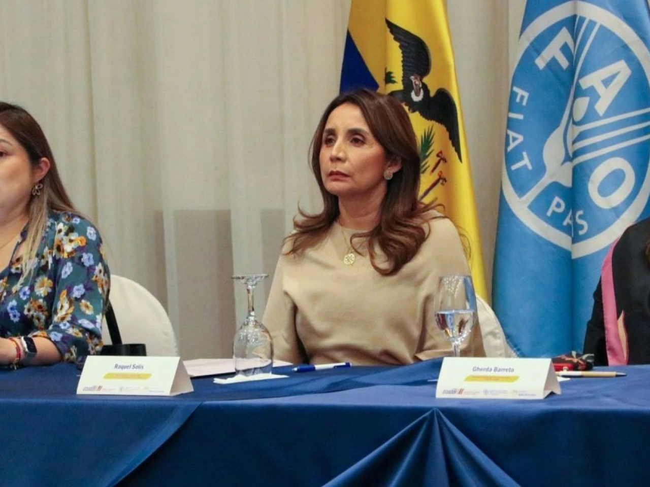 Ecuador prepara proyectos de inversión para ganadería y cacao con apoyo de la FAO