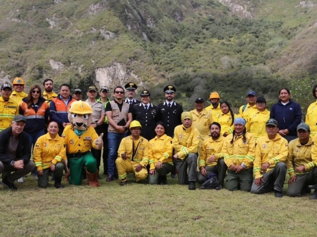 Ecuador e Italia refuerzan cooperación contra incendios forestales