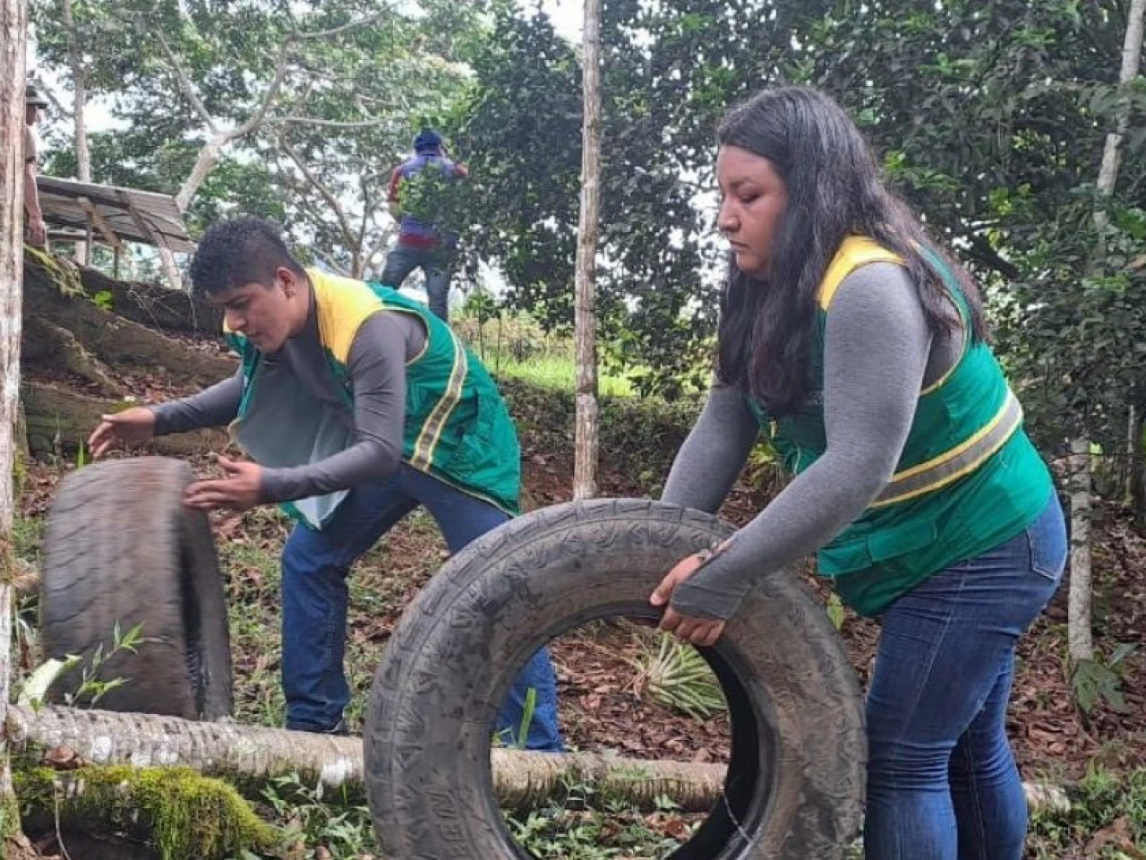 Campaña para eliminar criaderos de mosquitos se lanzó en Zamora Chinchipe 