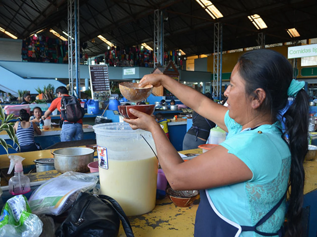 Asociación de mujeres shuar y kichwa ofertan comidas en mercado de Puyo