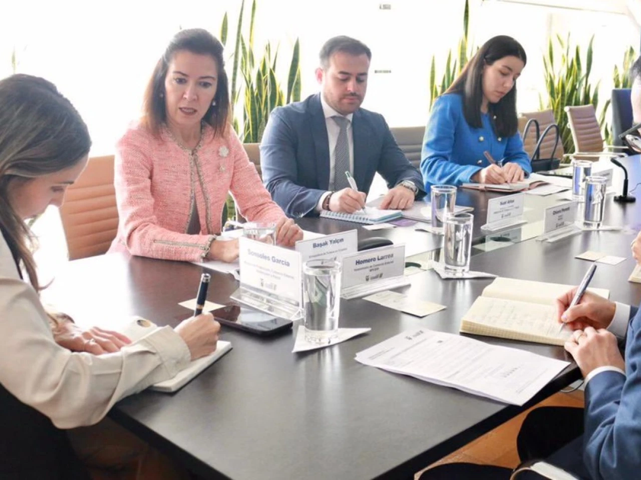 Ecuador estrecha relaciones comerciales con Turquía