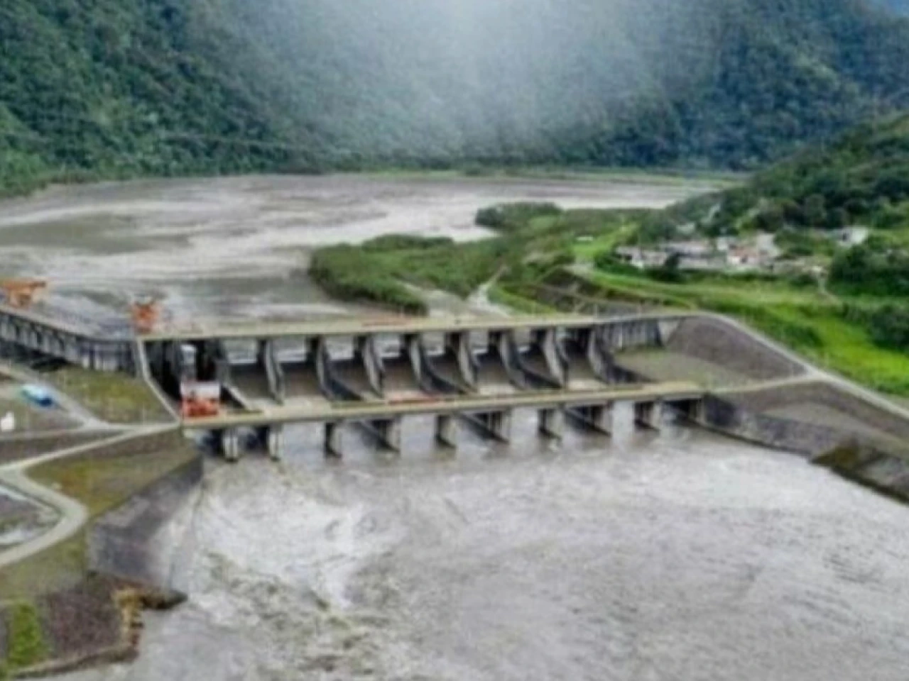 Ecuador y Power China acordaron suspender el arbitraje