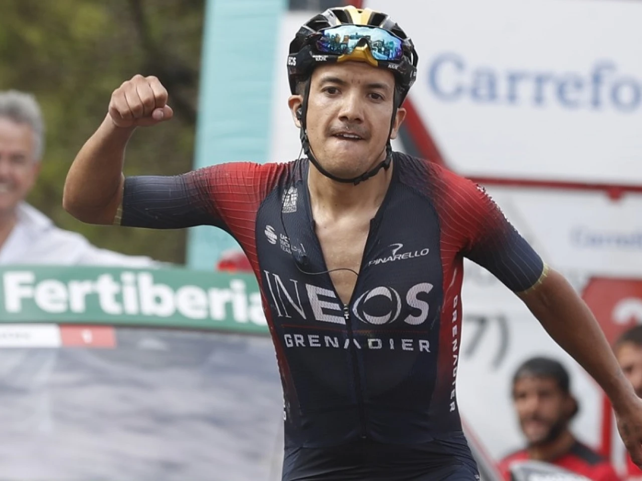 Carapaz ganó su primera etapa en la Vuelta a España