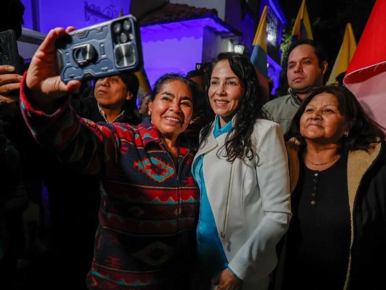 Luisa González celebra triunfo del 'No' en referendo