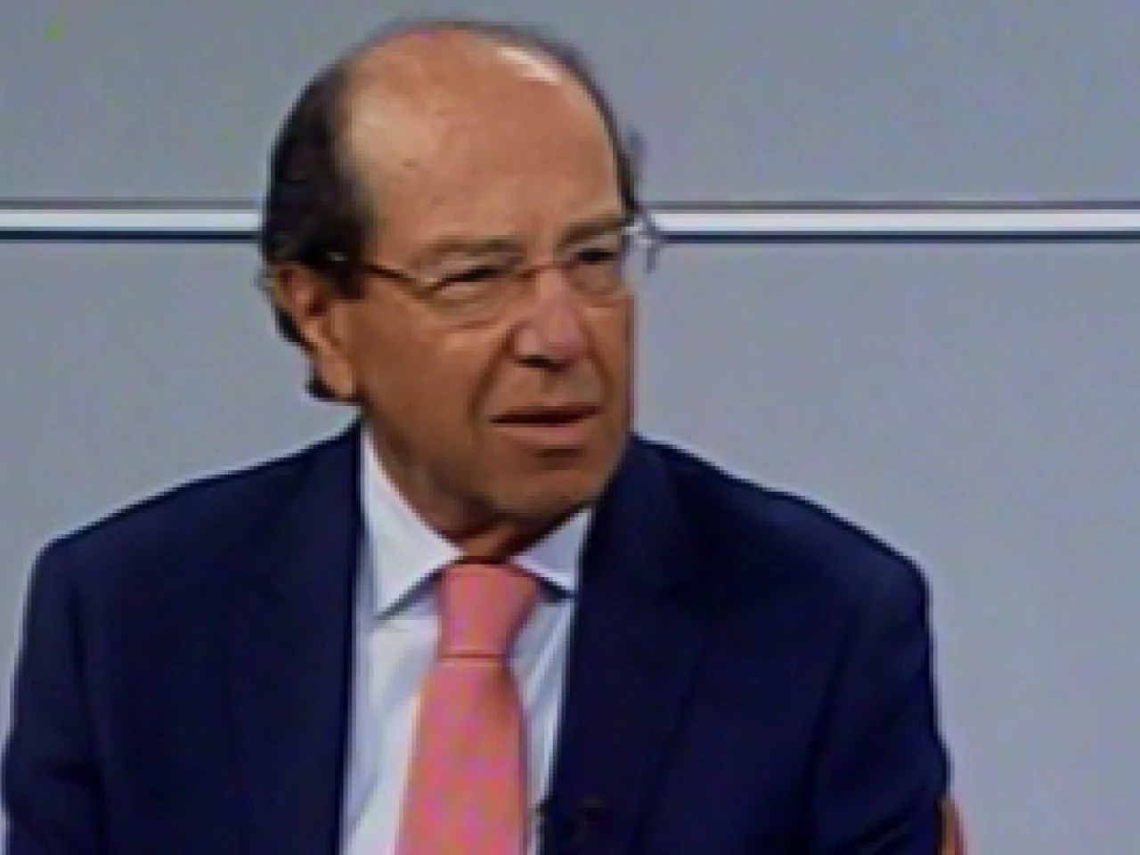 Osvaldo Hurtado: Fiscalía debe iniciar cuanto antes investigación contra el 'dictador' Correa