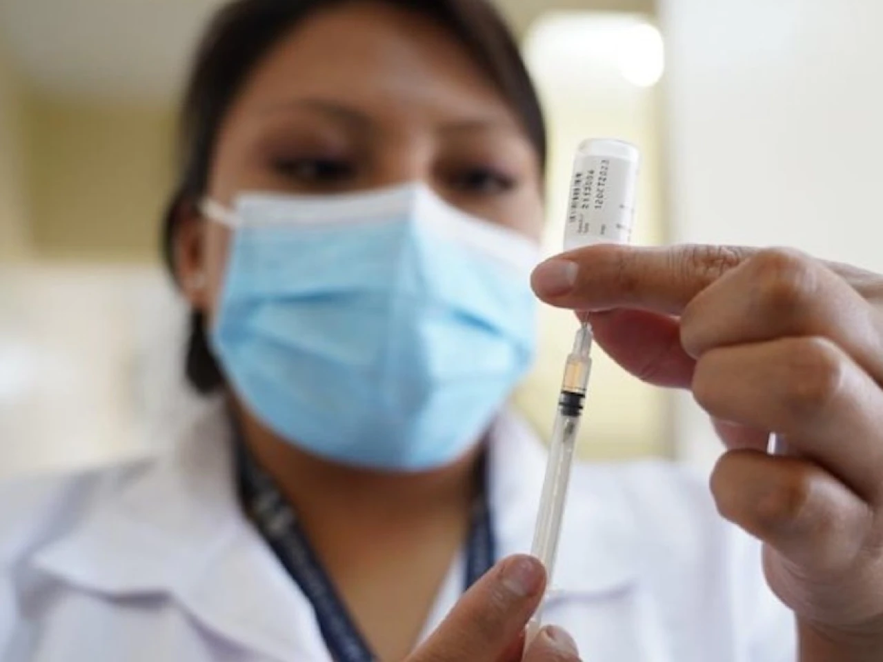 Hungría donó a Ecuador 150.000 dosis de la vacuna de AstraZeneca