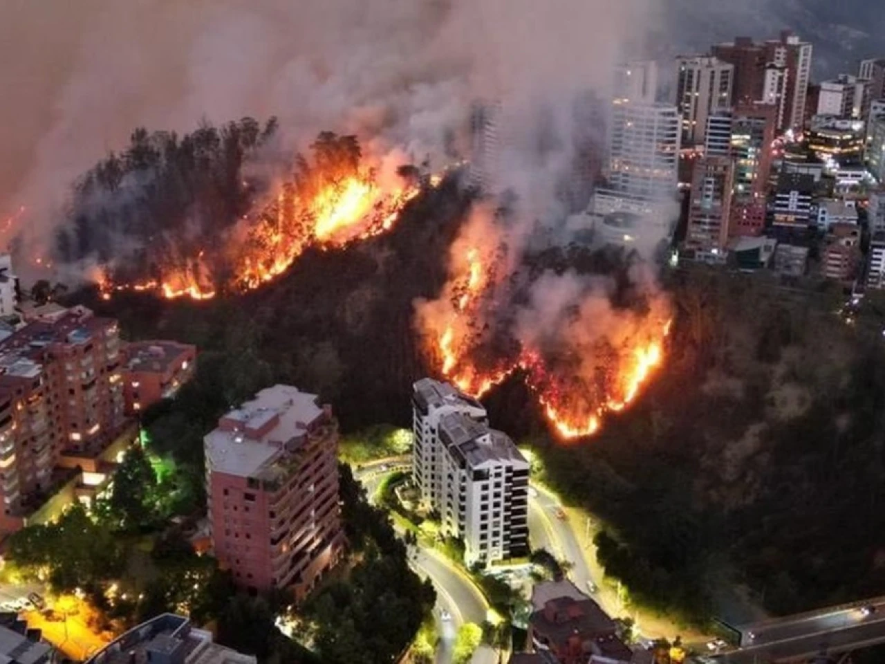 Incendios registrados en Quito fueron catalogados como actos terroristas 