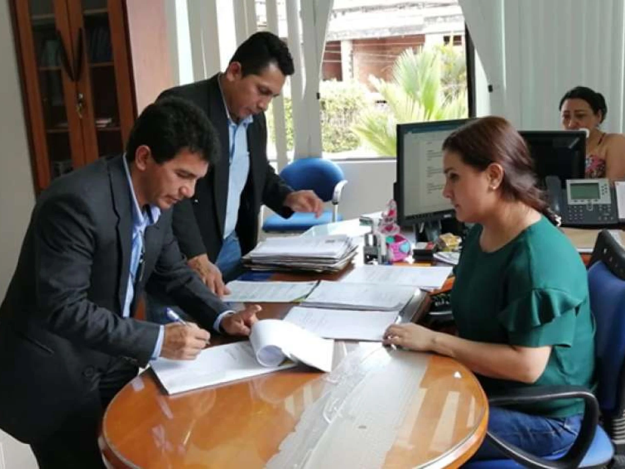 Prefecto Jiménez presenta denuncia en contra del exPrefecto de Zamora
