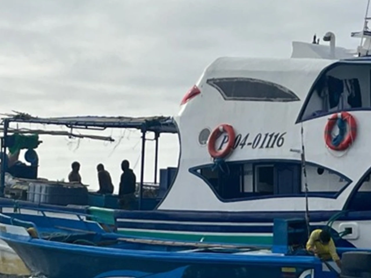 La Armada incautó 4,5 toneladas de droga cerca de Galápagos